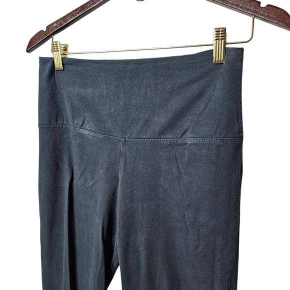 Bootcut Black Leggings Women’s Medium Athletic Stretch Fabric Pants - Picture 3 of 5